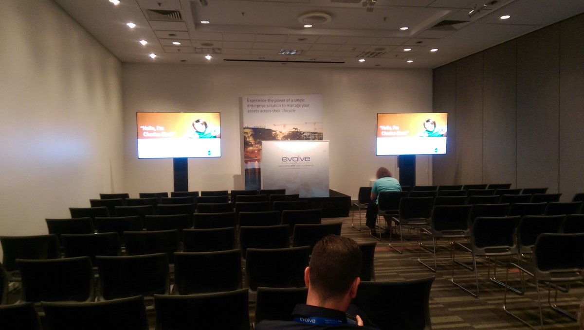 aly_mcgregor's tweet photo. Getting ready to present!!! #techoneevolve https://t.co/D981F5wyvl