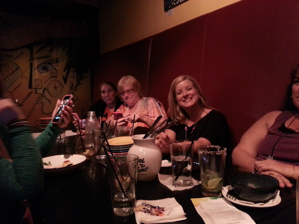 PollyHolyoke's tweet photo. Having a great dinner with the fabulous librarians of @FloridaSSYRA committee! https://t.co/Kh6mVuHExH