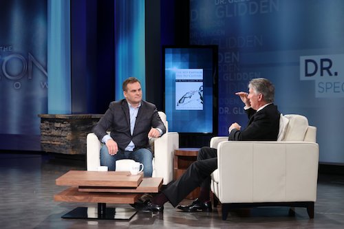 TheLeonShow's tweet photo. Leon and Dr. Peter Glidden share on God's incredible design for our bodies. https://t.co/uakVvfUawo