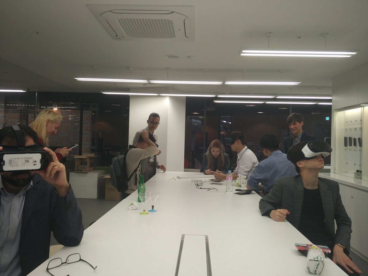 GstartupIC's tweet photo. 1st K-Champ Club in #Pangyo with VR & AR startups was great! Thanks to @DoubleMeVR and #Preksh for the awesome pitch. @DonWLim https://t.co/AWqjP6kIz0