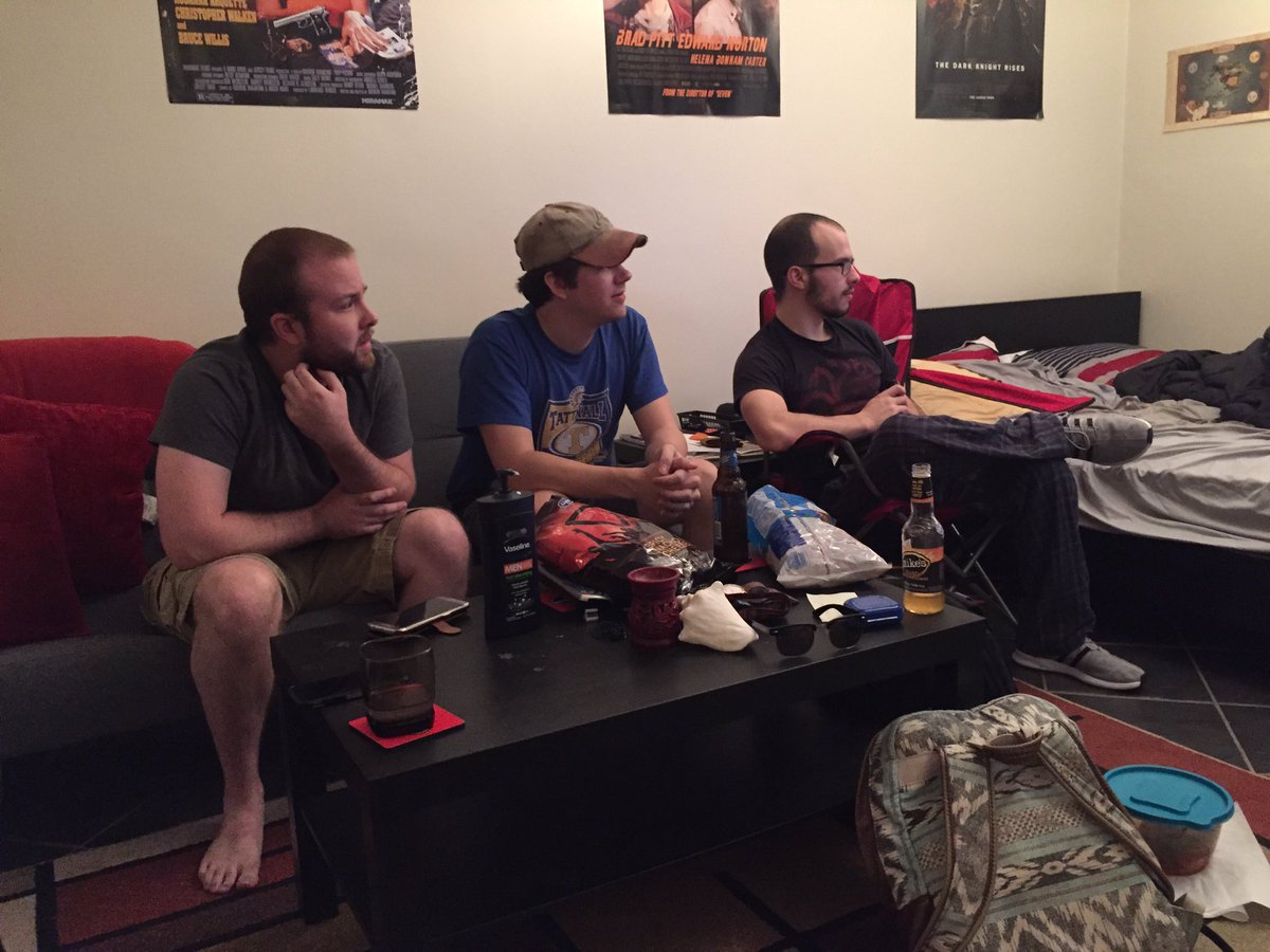 StorytimeK's tweet photo. This #debatenight is intense https://t.co/JcOPq5uAXk