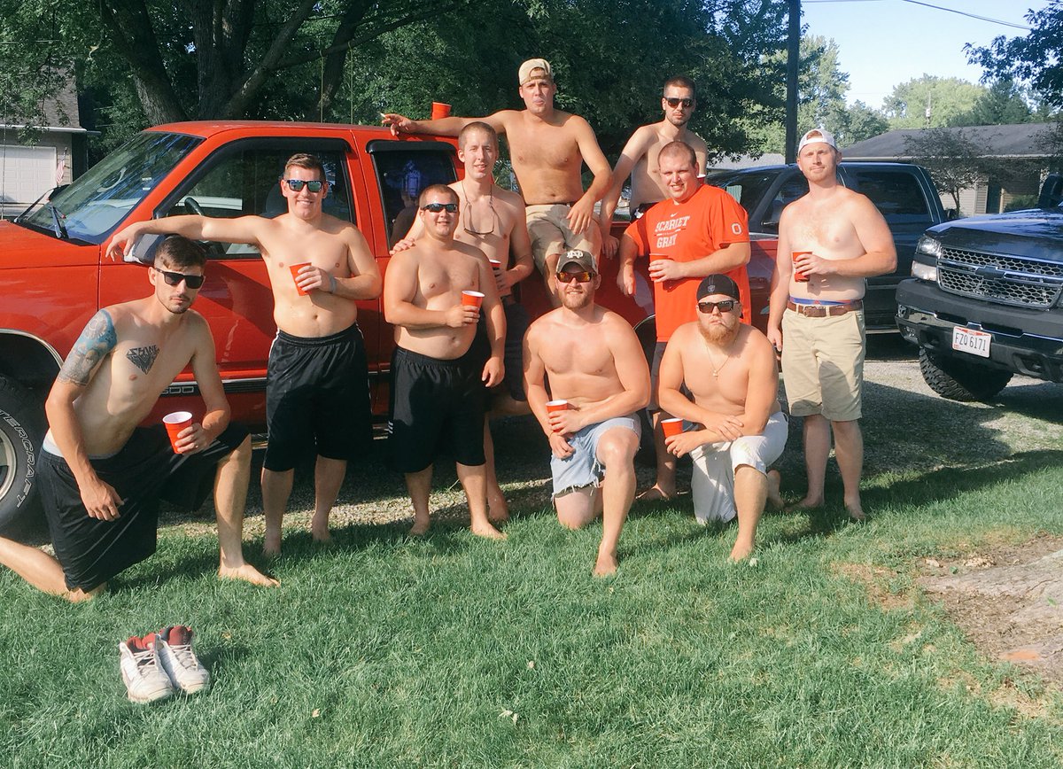 Ry_man_sums's tweet photo. #badhombres @steffanmiller69 @kylefink11 @KurtJutte https://t.co/eEKzV7sH5a