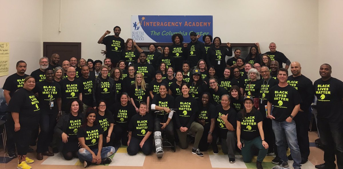 AltMath's tweet image. The whole pack #interagencygraywolves #blacklivesmatter