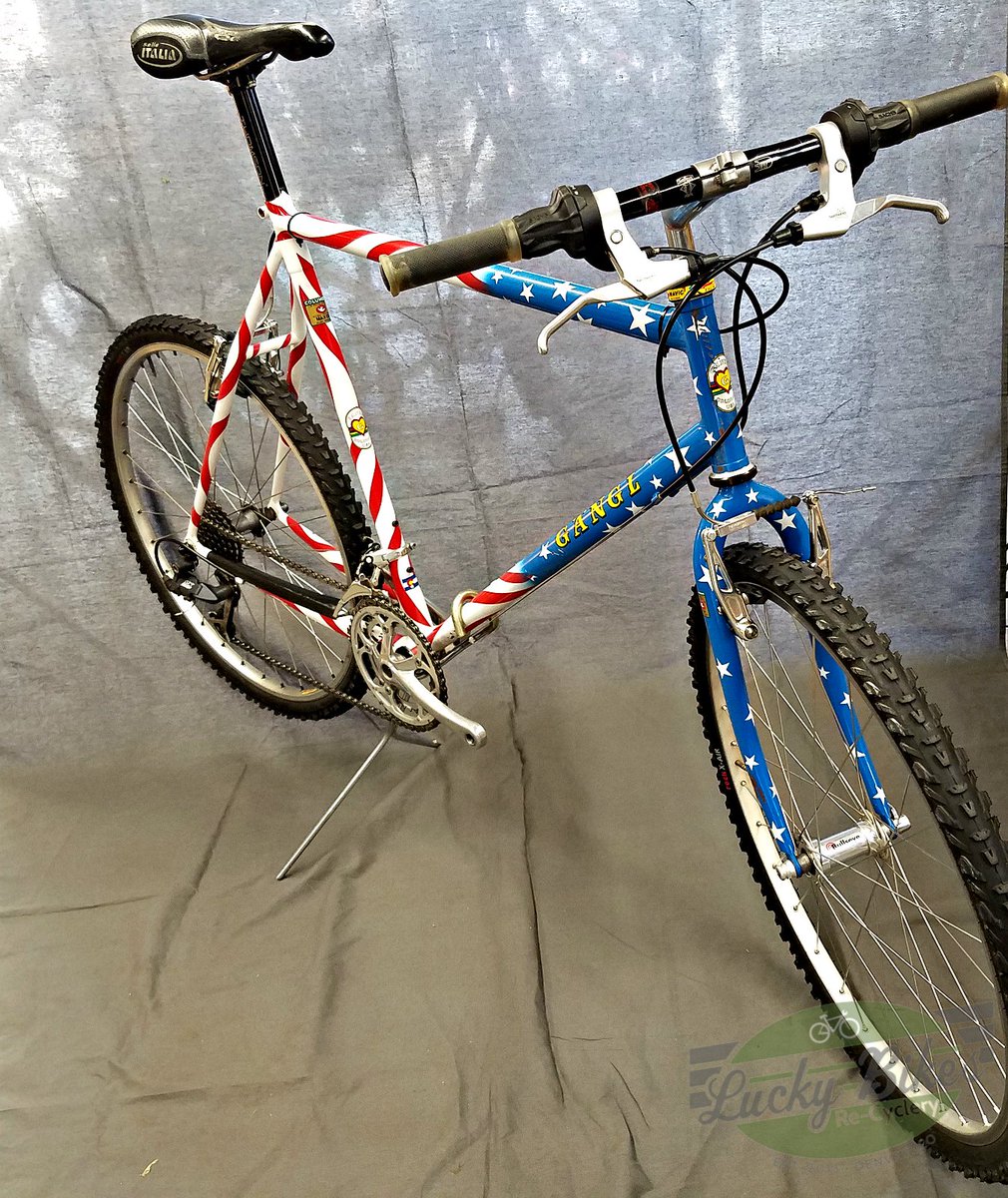 LuckyBikesReC's tweet photo. Rarest of the Rare - Gangl Mountain Bike available at our Soiree tomorrow, 5:30. https://t.co/GuAZ0DwU6B  #Gangl #LuckytoRide2017 https://t.co/v7SsXpF9sM