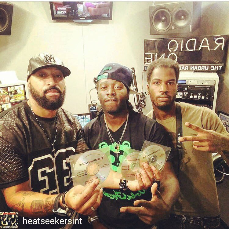 FastLife2Timez's tweet image. At the radio station with @darealJerzyb !! Bruh song #DatWayiLuvJODiË bout to be on the radio real soon ..