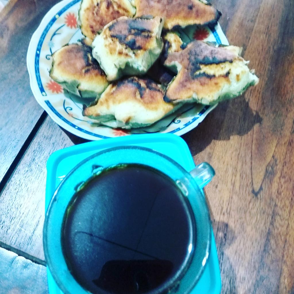 BerasSolok's tweet photo. Bika dan Kopi Solok https://t.co/6HdJxNxuul