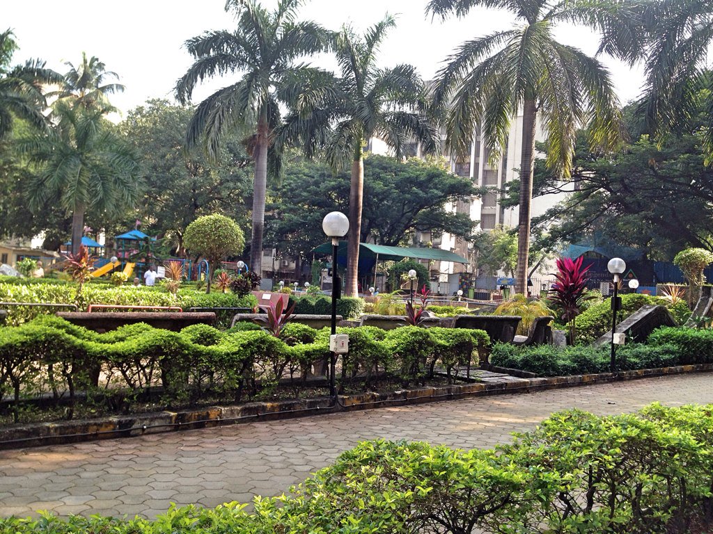 MaladInfo's tweet photo. Beautiful morning for a walk in the park! Sai Baba park at Evershine Nagar, #Malad #Mumbai. https://t.co/RPJCB8jkKX