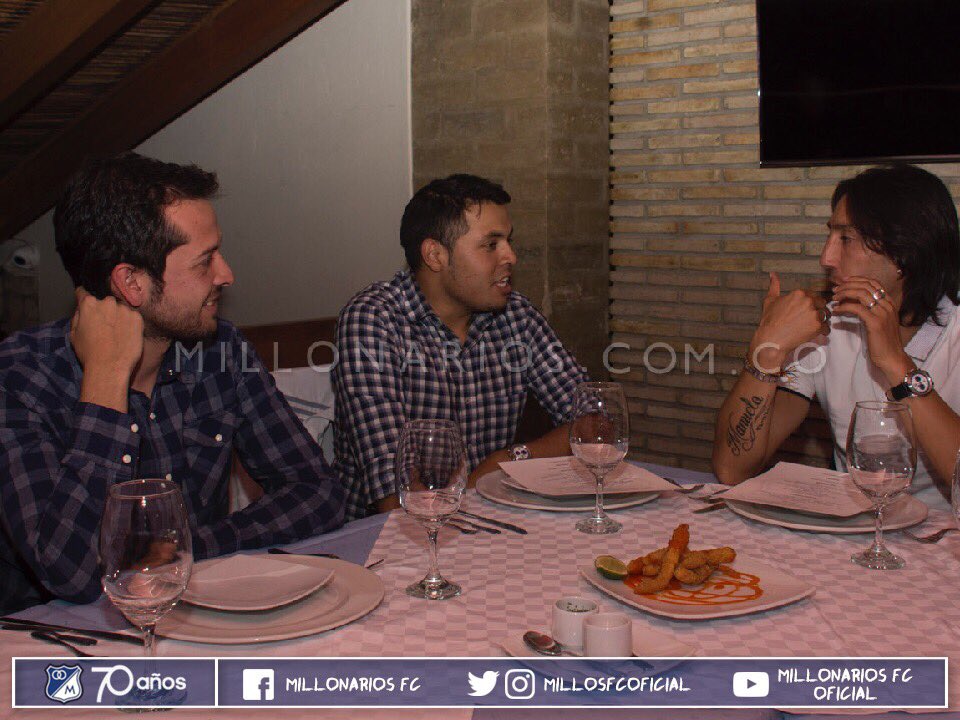 MillosFCoficial's tweet photo. Las Tiendas Oficiales MFC premiaron a los compradores del Reloj Bomberg con una inolvidable cena. Toda la info en https://t.co/Wtj8SG2PNY https://t.co/nrDy4kp8b2