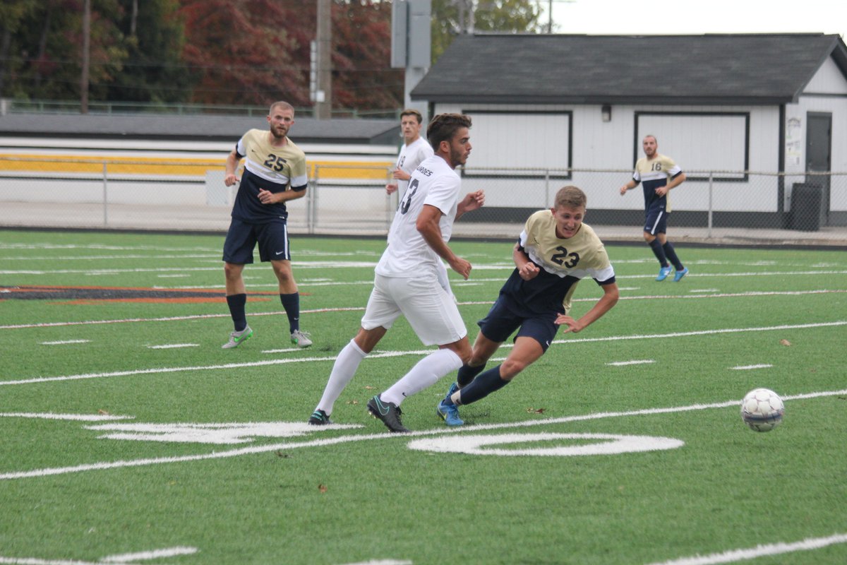 CUathletics's tweet photo. MSOC | @CornerstoneMSOC pitches another shutout as Uquillas scores lone goal in 1-0 win over @lourdessports https://t.co/NXIZkOff3m https://t.co/g6G3hlzsAx