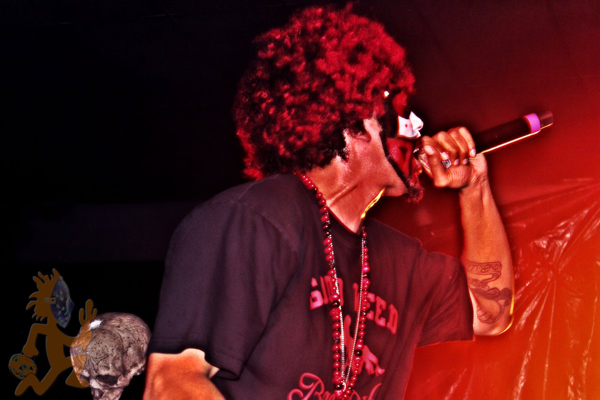 facepaintpress's tweet photo. @BigHoodoo this past Monday tearing up the @icp #RiddleBoxTour photo by @PhuzzyNizzos https://t.co/ZeNq3eNnGg