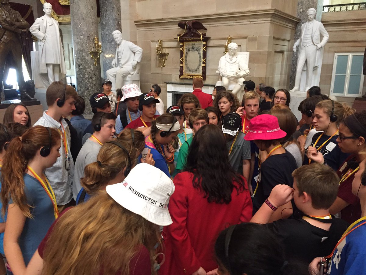 WMSDC16's tweet photo. #DCbus4  Capitol Building https://t.co/vLYE3Xd43N