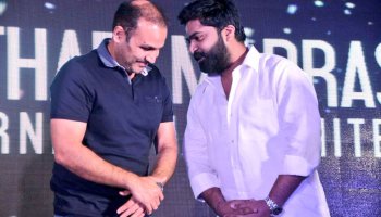 Hussey1947's tweet photo. #ViruRetires #HappyBirthdayViru :)
STR fans Congrats and wishes on your wonderful career ! https://t.co/VRYmcUWXBe