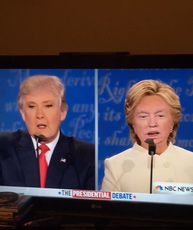 Jack9210's tweet image. When you face swap and @HillaryClinton looks like @DavidSpade 😂😂 #debatehumor