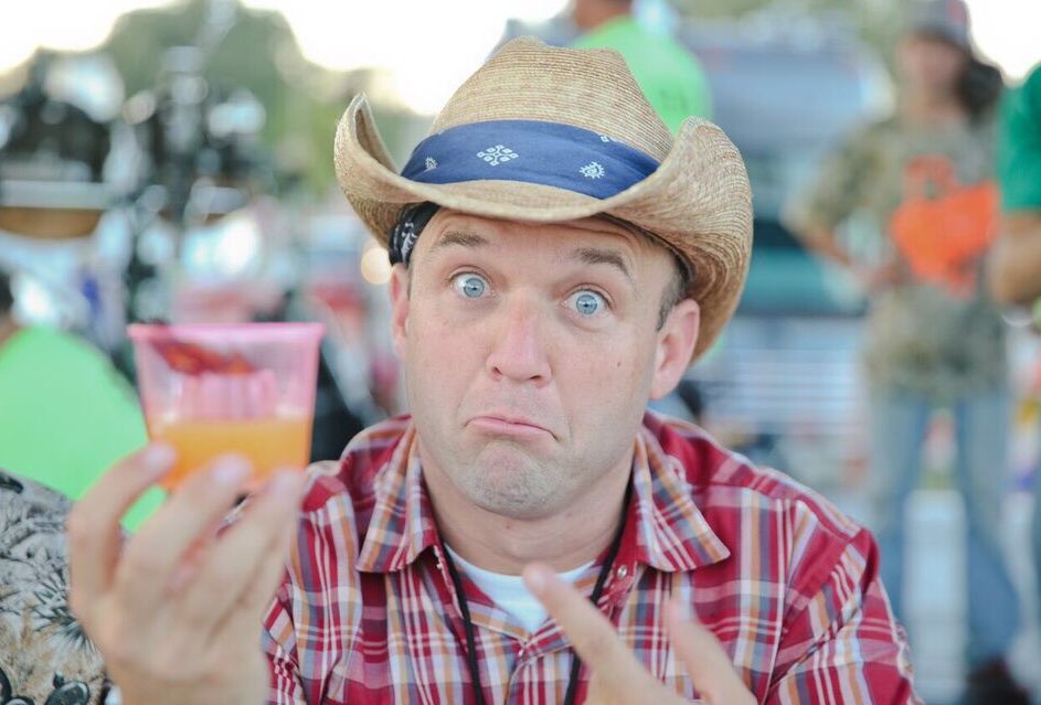 DudleyStacy's tweet photo. The many faces of #baconbash @ChetTripper https://t.co/vsCvtIWF41