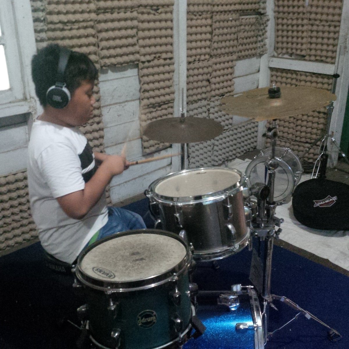 Awickwalker's tweet photo. Devyn ADS / latian minus one drum. Semangat! #rumahADS #Awickdrumschool https://t.co/eF8TCkXJKa