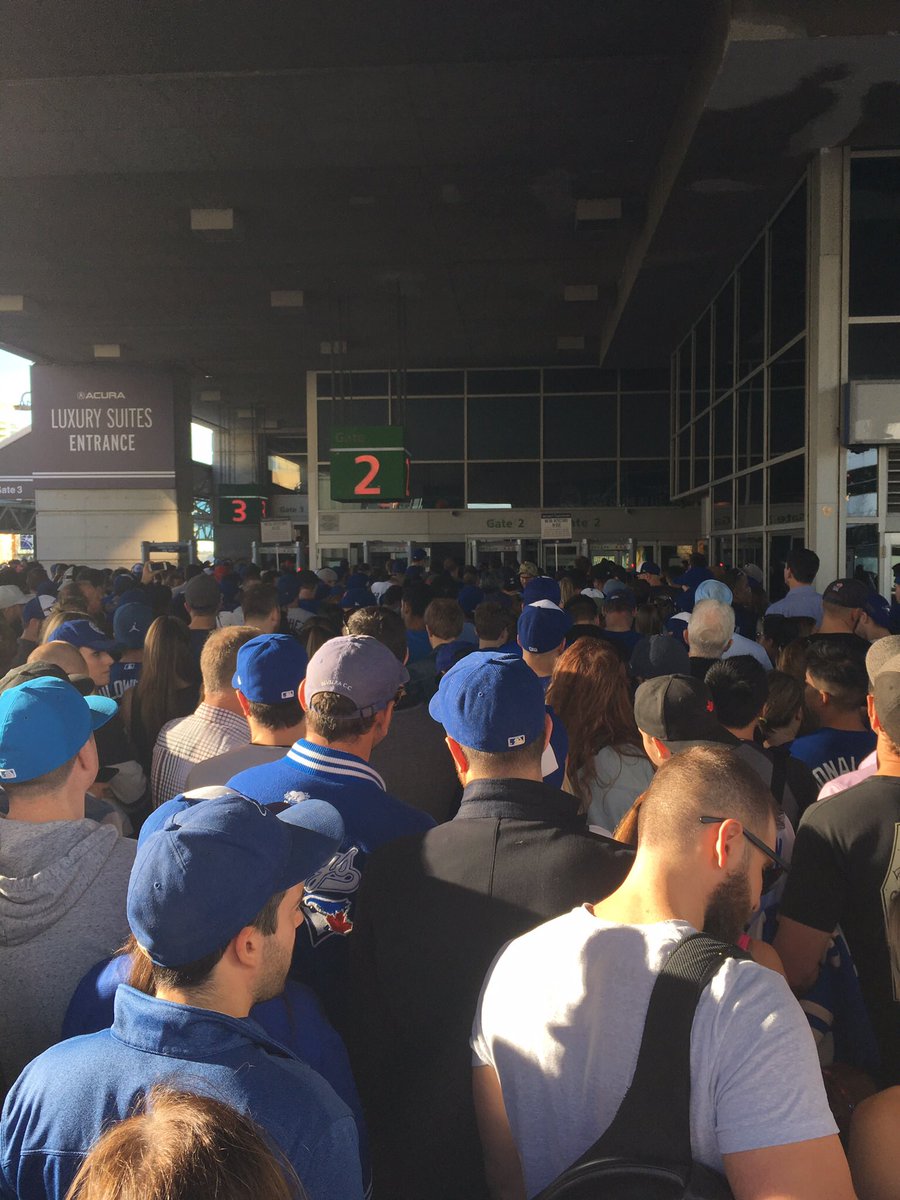 BryanWalker44's tweet photo. Went to #bluejays game. Waited over 40 minutes to get through security and into game only to watch the jays not show up. #securitydelays https://t.co/QkxzWfl3kk