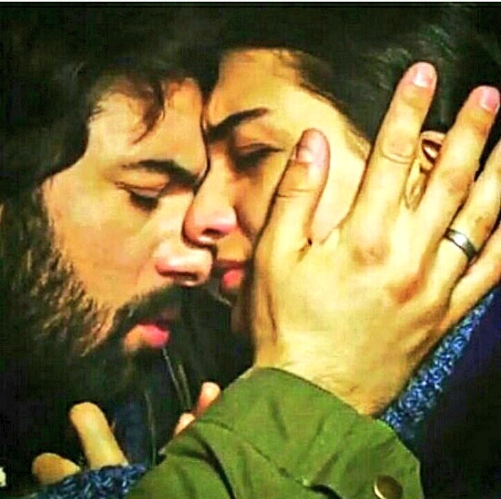 EnginAkyurekPy's tweet photo. #EnginAkyürek #Tübabüyücüstün #Omer #Elif  #Elmer  #KaraParaAşk #MejoresActores @Artistanbul1 @EnginAmorLatino https://t.co/08vPMBFC2I