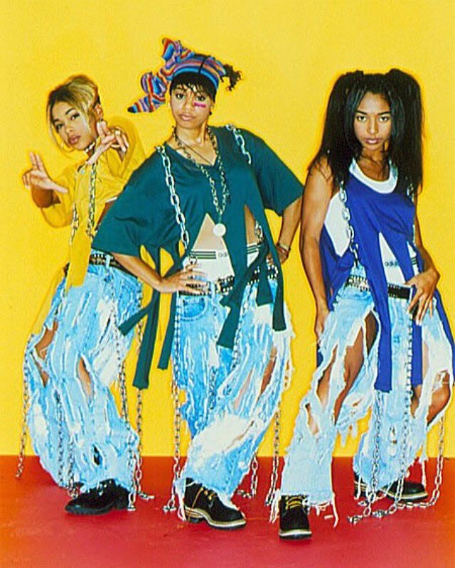 AfroHipHopDance's tweet photo. $6 class for first timers, this week only! We gon be on that #tlctip #oldschooljams #tbt #funfitness #AfroHipHopDance https://t.co/hNKPNDslsO