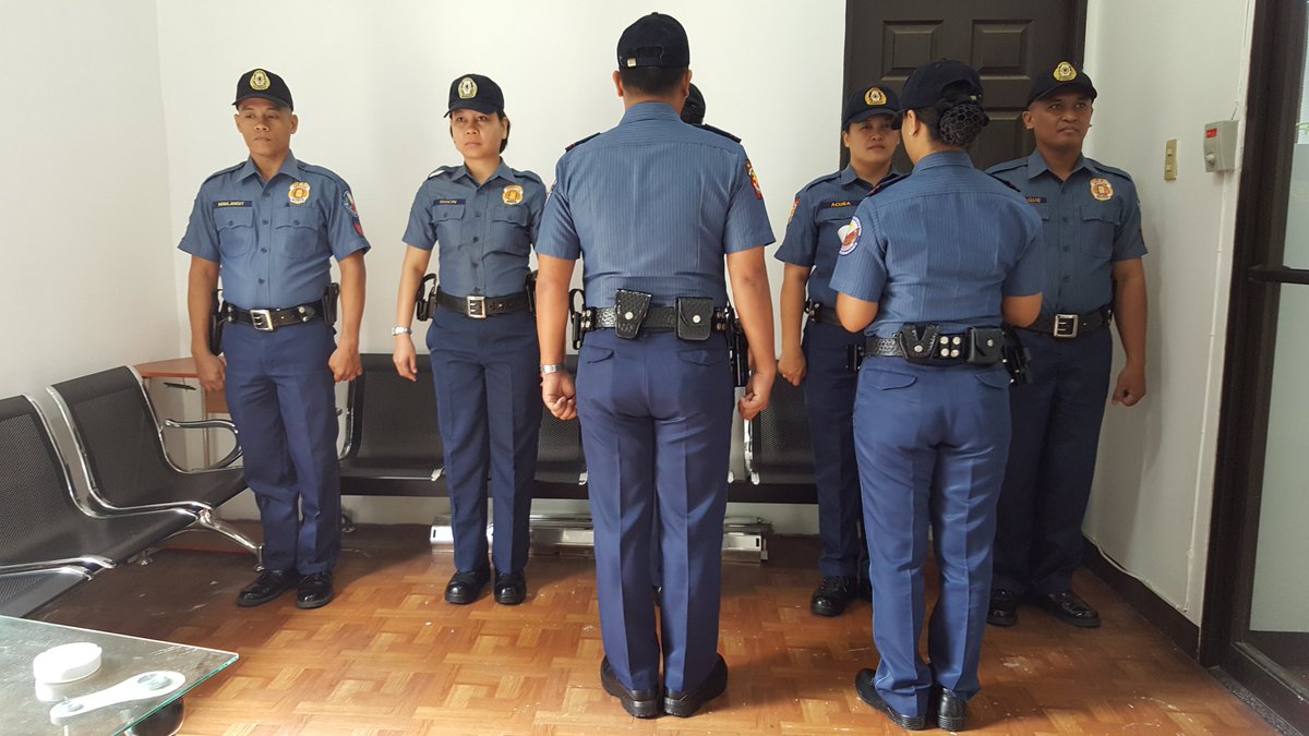 DIPOEM1's tweet photo. Rank Inspection of DIPO Eastern Mindanao personnel on October 14, 2016. https://t.co/EzX4lZ9XpB