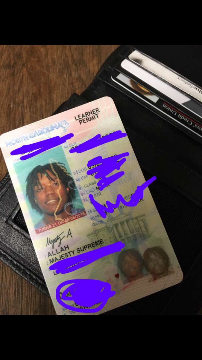 yung_bezier's tweet photo. Help get Allah's wallet back to him. Found in Raleigh, NC #RetweeetPlease #rr #retweet #debate2016 #findallah #majesty #supreme # https://t.co/0Q9umeWRTF