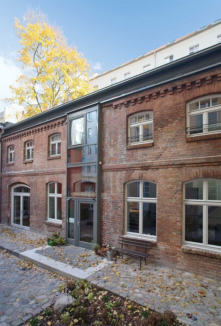 Die Architekten erwägen den Abriss der maroden Brauerei-Remise  – mit viel Arbeit wird daraus ein Familienrefugium: bit.ly/2elr9vh