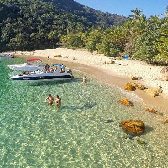 bossanovabikin1's tweet photo. A paradise in Brazil called ilha grande. Brazil the country of the sun and bikinis 🇧🇷🌞👙 #bikini #beachwear #brazilianbikini #ss17 #riostyle https://t.co/OT7r7PMVBZ