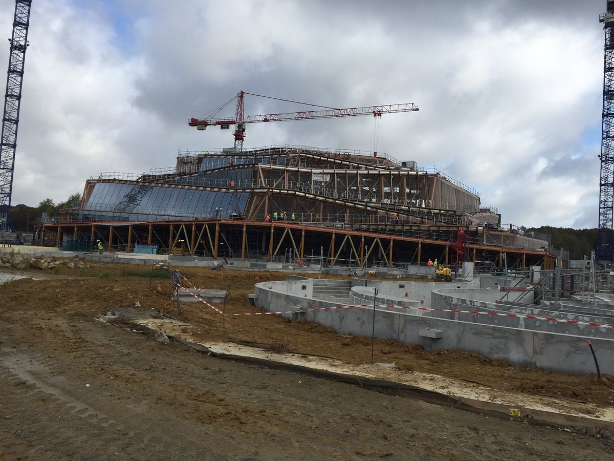 ValerieLauthier's tweet image. Visite de chantier @villagesnature. Magnifique projet @GroupePVCP @EuroDisney