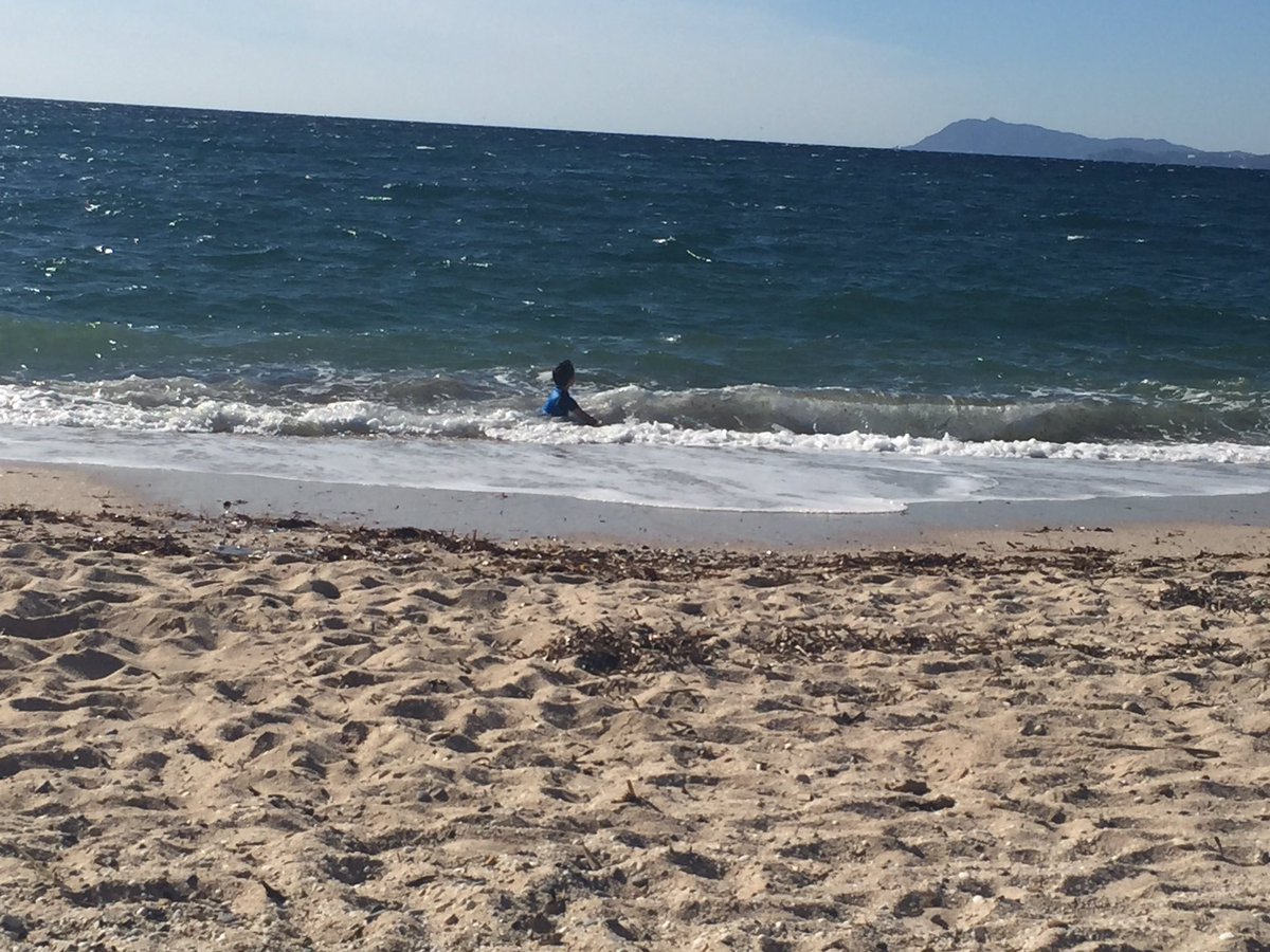 IFSportswear's tweet photo. #LesVacancesCest la Méditerranée surtout quand tu vie en Écosse et tu te crois en été quand les gens sont couvert comme pour le pôle nord https://t.co/9ONjHP1MhR