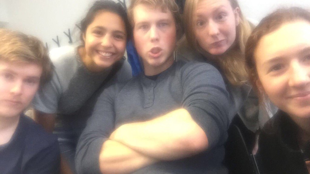 lachatar's tweet image. Squadbild. Team 5️⃣. #tentap