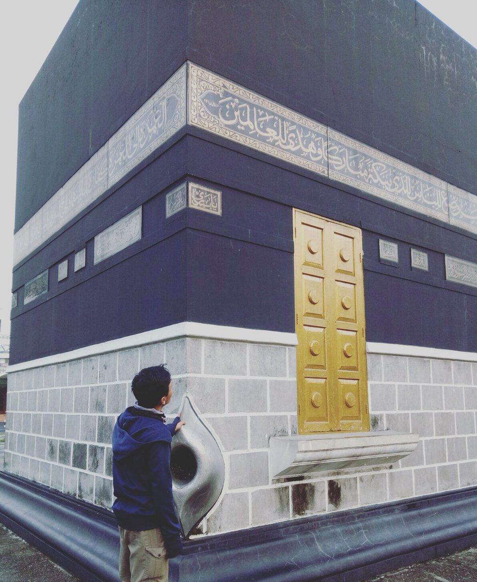 krisnharock's tweet photo. Just pray  🙏 #Indonesia https://t.co/3fsaH3rmfy