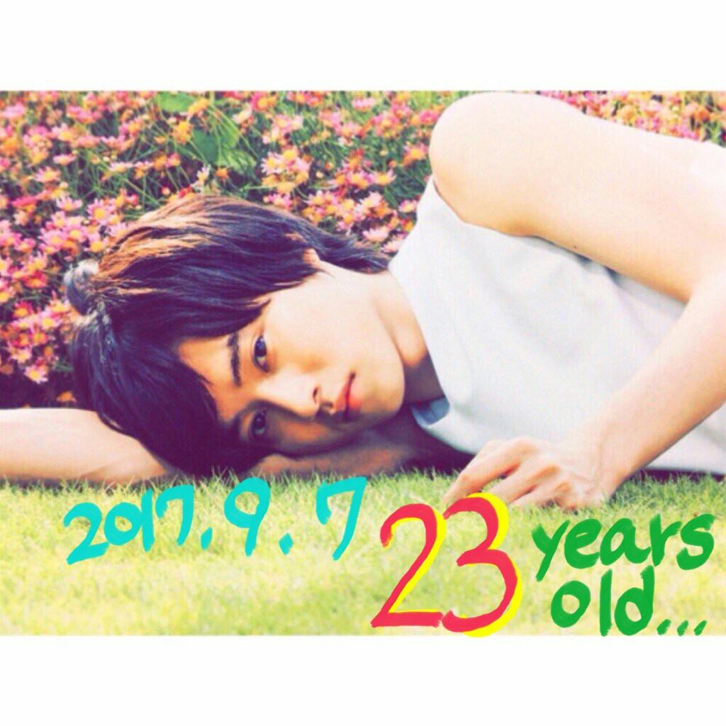 aoi_0526_'s tweet photo. ~💜Yamazaki.Kento 💜~
2017/9/7...23years old...💓
↑までに907RT&amp;いいね目指します👑
賢友さん協力おねがいします…🙆💞

#山﨑賢人好きな人RT 
#賢友さんRT
#見た人強制RT https://t.co/lvw0M9rPRH
