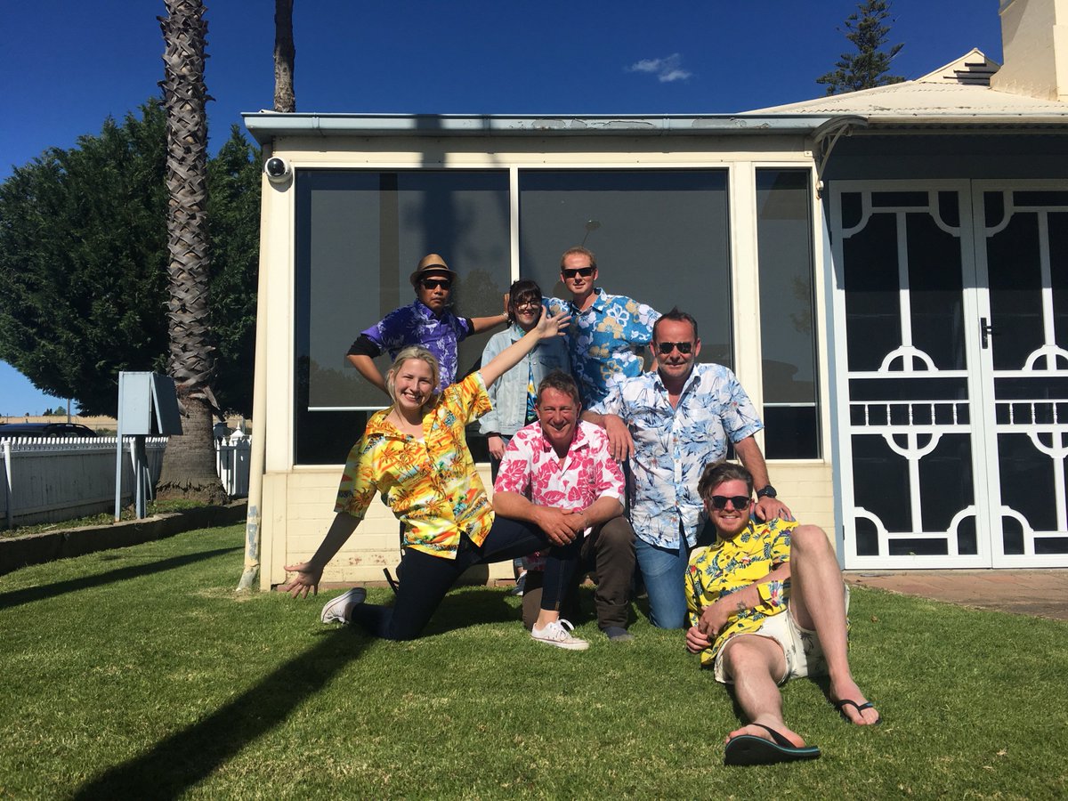 The awkward moment when the entire team wears Hawaiian shirts to work... 
#hawaiianshirtthursdays #tropicalthursday