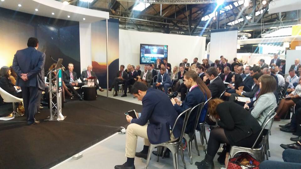 IGE_GamingExpo's tweet photo. successo a #Berlino per la tavola rotonda internazionale sul #gaming #EiG2016 https://t.co/rpWiAAKGw1