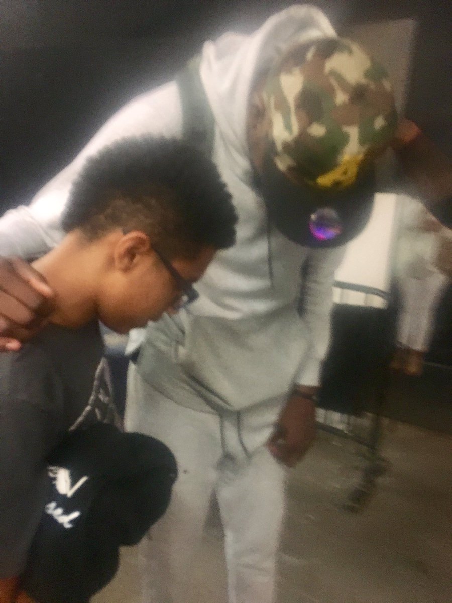 ghenhoops's tweet photo. @KDTrey5 thanks for allowing this young believer to pray for you. Stay focused Matthew 6:33 and everything else will be added. #blessings https://t.co/NXIlnQ4tgW