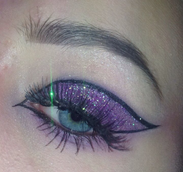 sprinkleofdolan's tweet image. PURPLE GLITTER 4OU INSPIRED EYE MAKEUP💜 @EthanDolan @GraysonDolan #4ou #DolanTwins #4OU