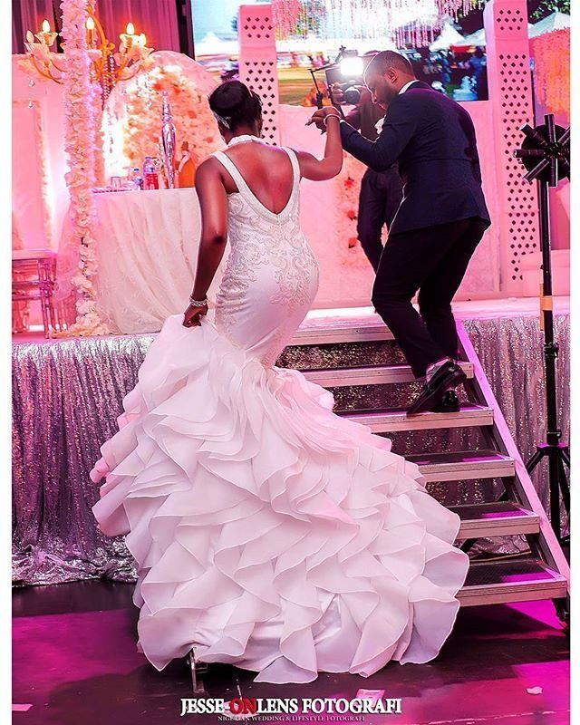 SugarWeddings's tweet photo. Try looking from the bottom to the top...📷 @jesseonlensfotografi, event by @3003events #br… https://t.co/iYP5E1JsaS https://t.co/5pzQkcZnnl