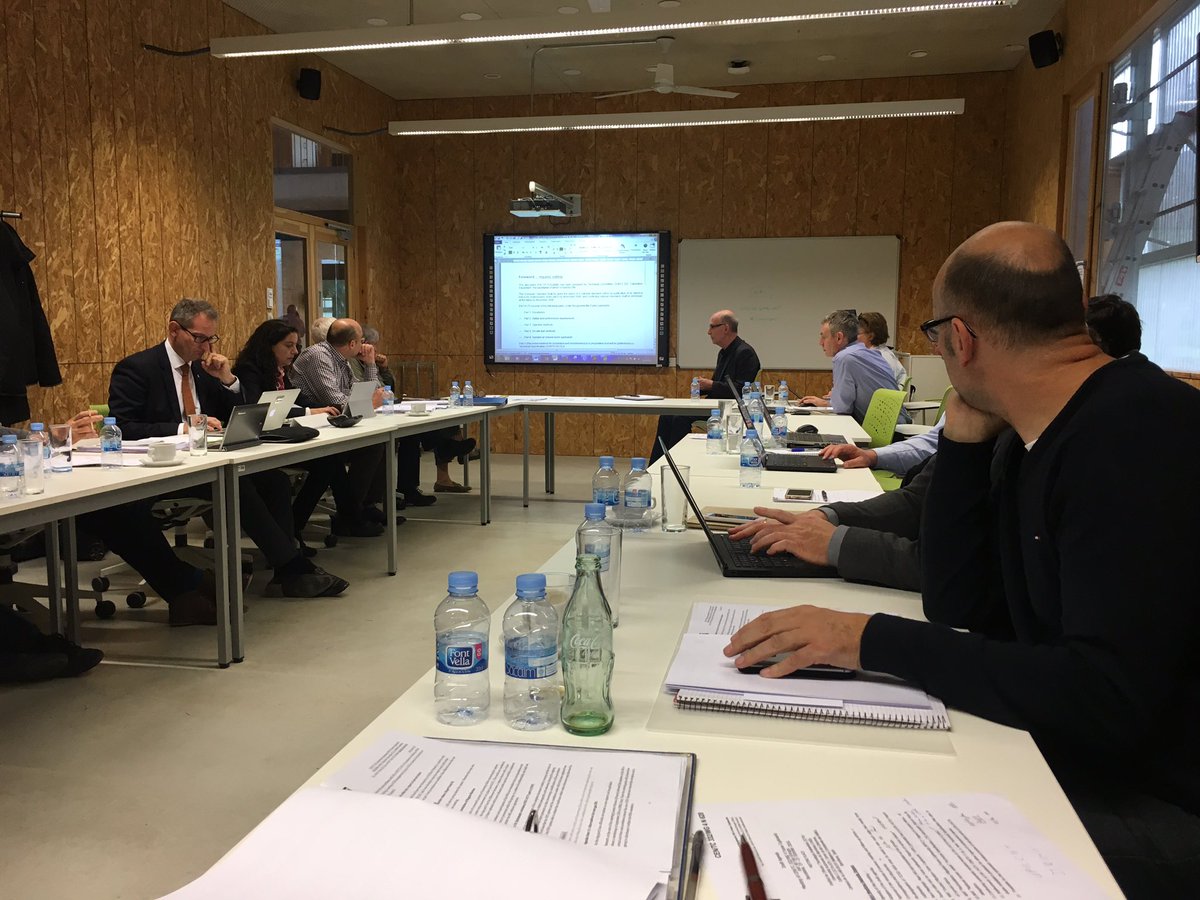 yannglutron's tweet photo. Nouvelle réunion européenne de normalisation à Barcelone cette fois. Révision de la part 6, part 8... https://t.co/GORwnB4s2V