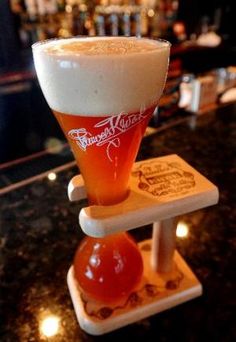 CyberPathos's tweet image. Let's settle for #ThirstyThursday ! And for thisI'll give you a good fucking beer from Belgium ! Heres comes the Kwak (Sounds weird, I know)