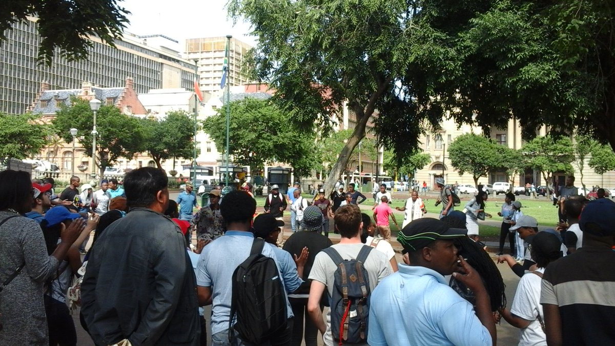 ReformPUK's tweet photo. #OccupyUnionBuildings
#EndStudentsArrests.
#20October2016
Reform Puk in attendance #FreeDecolonisedEducationNow #Occupy4FreeEducation https://t.co/XhIuDYtZQW
