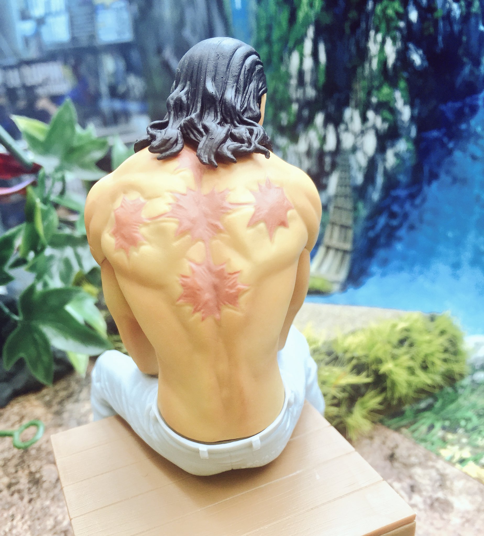 セガ福井 En Twitter ワンピースよりthe Maked ロブルッチのフィギュアが入荷しました 17年度ワンピースボディカレンダーに描かれたイラストがフィギュア化されたそうです 鋭い表情 背中の傷 隆起した筋肉 どれもが素敵です 是非ゲットよろしくお願いします