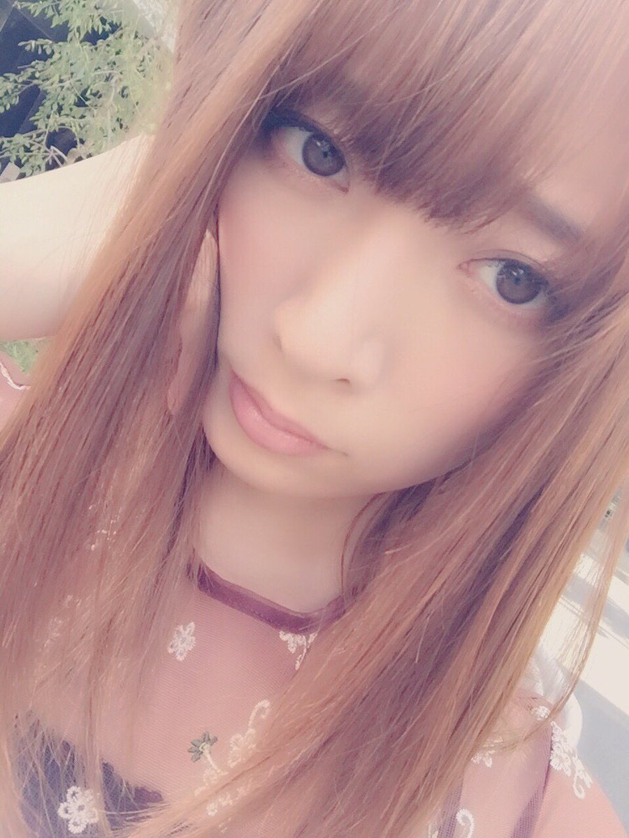 Ta Bou 46 ななみん卒業か まいまいに続いてななみんまでも でも ななみんにも卒業してからも頑張って欲しいし 16枚目シングルのセンター頑張ってほしい 橋本奈々未卒業おめでとう 橋本奈々未 かわいいと思ったらrt Rtした人全員フォロー