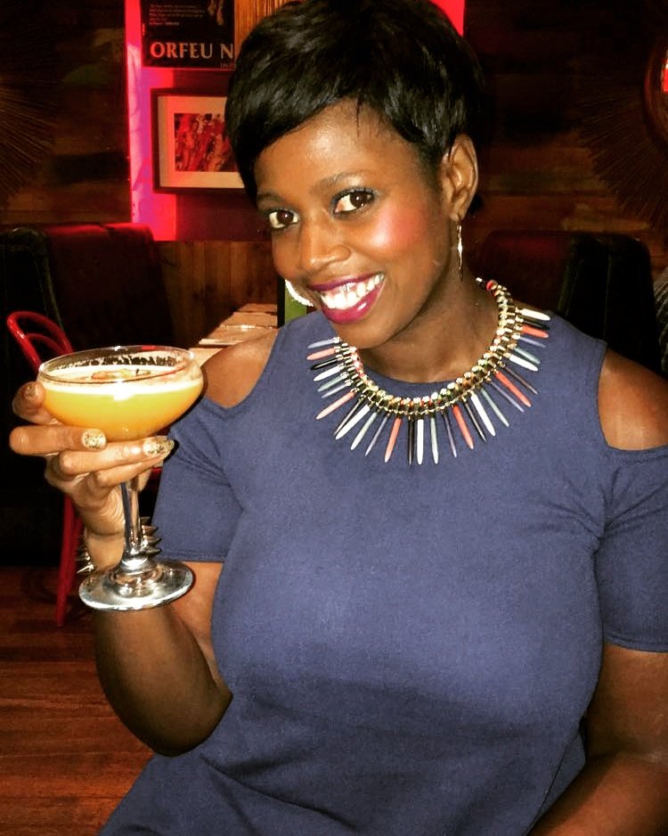MelanieTGayle's tweet photo. #happythursday have a great day. #goodtimes #memories #barsalsa #pornstar #martini #smile #cheers https://t.co/C2Ed4taZvr