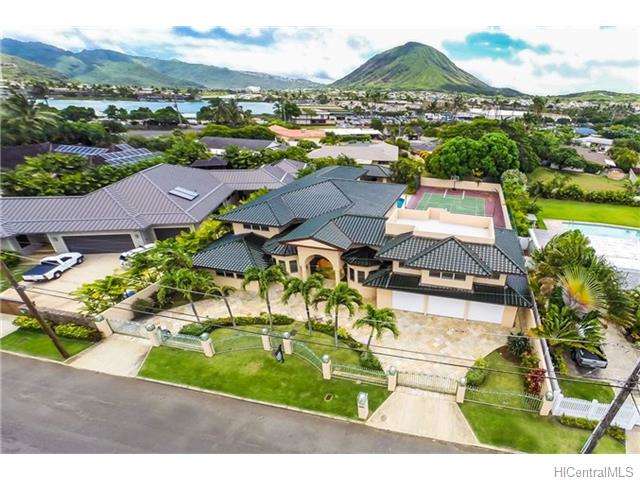 HomesLandofHNL's tweet image. Looking for a home in #luxurious #Portlock • Mathew Ngo has this listed at $2,988,000 #Honolulu #Oahu #realestate estatesandhomesoahu.com/Homes_For_Sale…