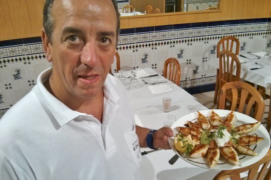 ChipironToledo's tweet photo. ¿Has probado nuestros #ChipironesALaPlancha? Sin duda una de nuestras especialidades. Por algo nos llamamos #RestauranteElChipirón. #Toledo https://t.co/zhId8UtELp