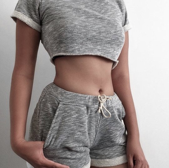 strivingthinspo's tweet image. Cravings do not have to lead to calories.