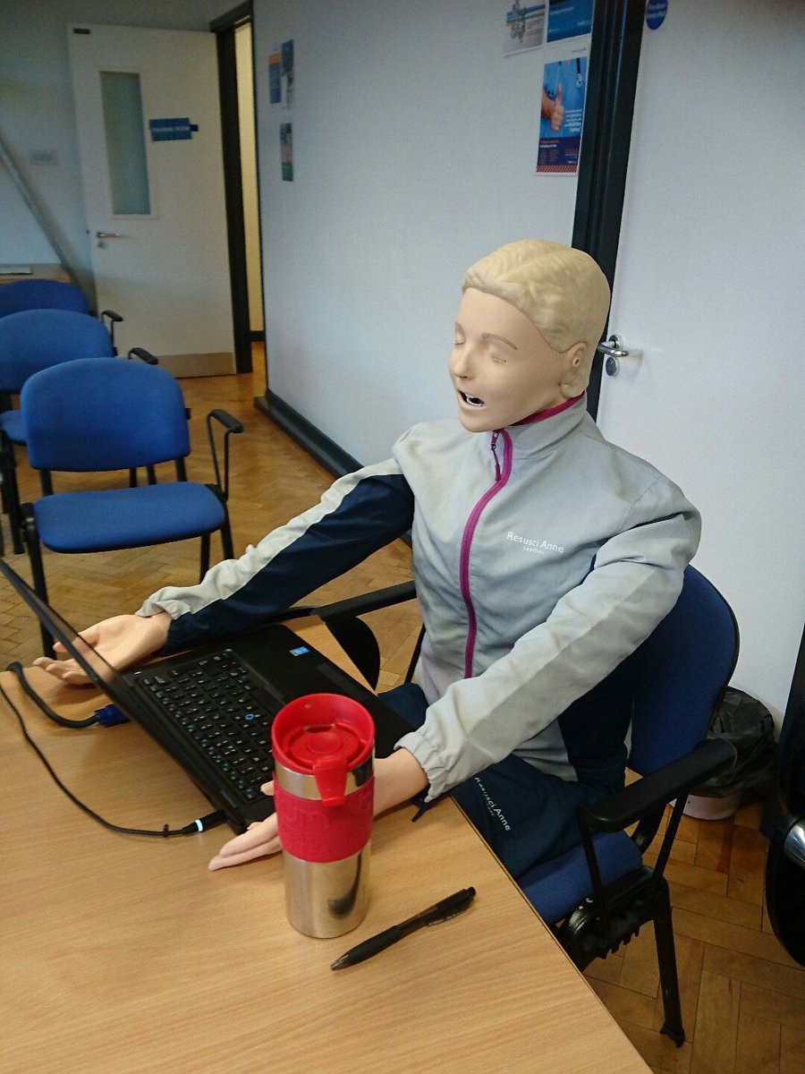 ResusSFH's tweet photo. We're all ready for our ILS recert course at Newark Hospital. Refreshing skills and knowledge to stay #efficientandsafe. @SFHFT https://t.co/4g7ZrYuKyT