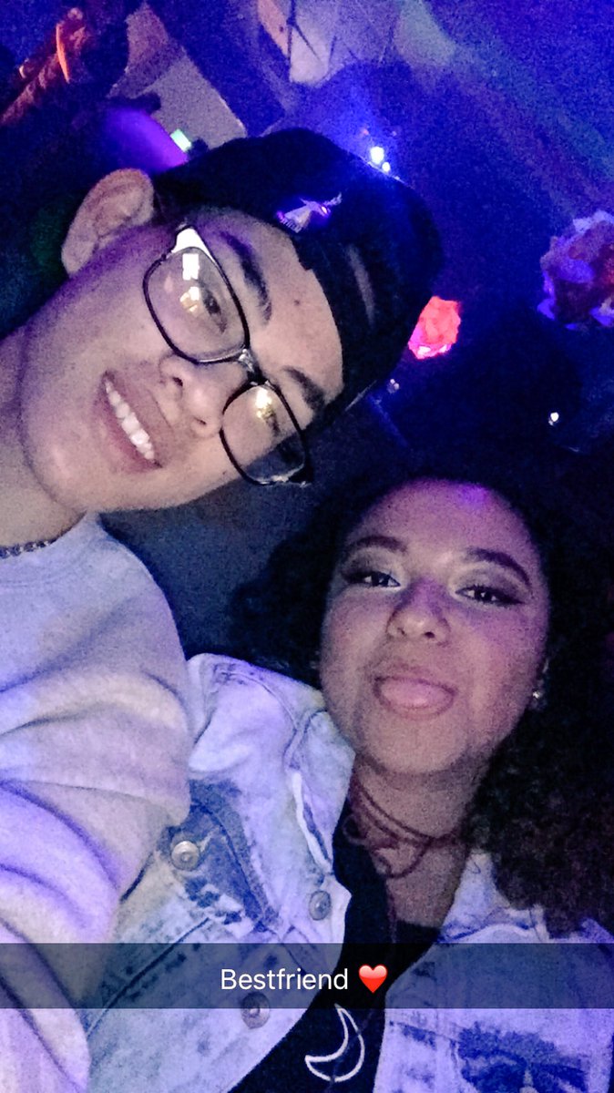 nvnnon_'s tweet photo. Bestfriend ❤️ @aadditii #fml #ibroketwohookahs #indept #brokeasf https://t.co/oKfBEyAWRZ