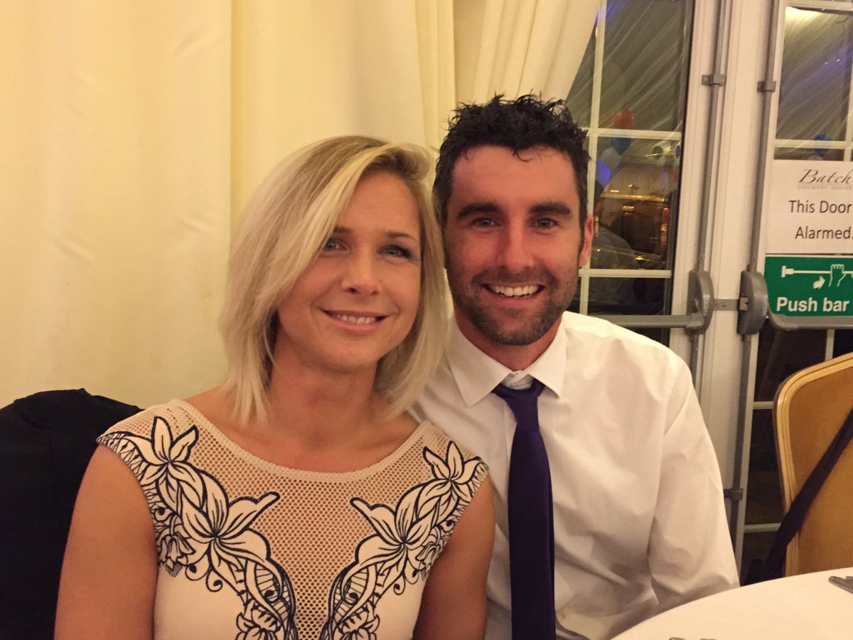 designhivetweet's tweet photo. #ThrowbackThursday to the amazing @BurnhamRNLI Ball! 💃 I had such an incredible time - huge thanks to everyone involved! 😊 #BOS #RNLI @RNLI https://t.co/tc2PhqpswA