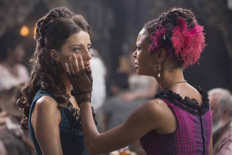 WestWorldFrance's tweet photo. La galerie de photos de l'épisode 4 de Westworld “Dissonance Theory” - diffusion le dimanche 23 octobre sur #HBO  #Westworld  #OCS #Photos https://t.co/Tm6z0ygtBY