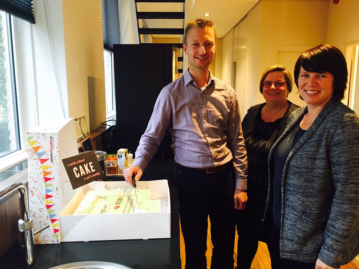 h3tslnk's tweet photo. Samen met de vestigingen, klanten en @VismaSoftware zorgen Sander en Ilona voor succesvolle introductie van eAccounting.  #vismasoftware https://t.co/0gZGJi3w9D